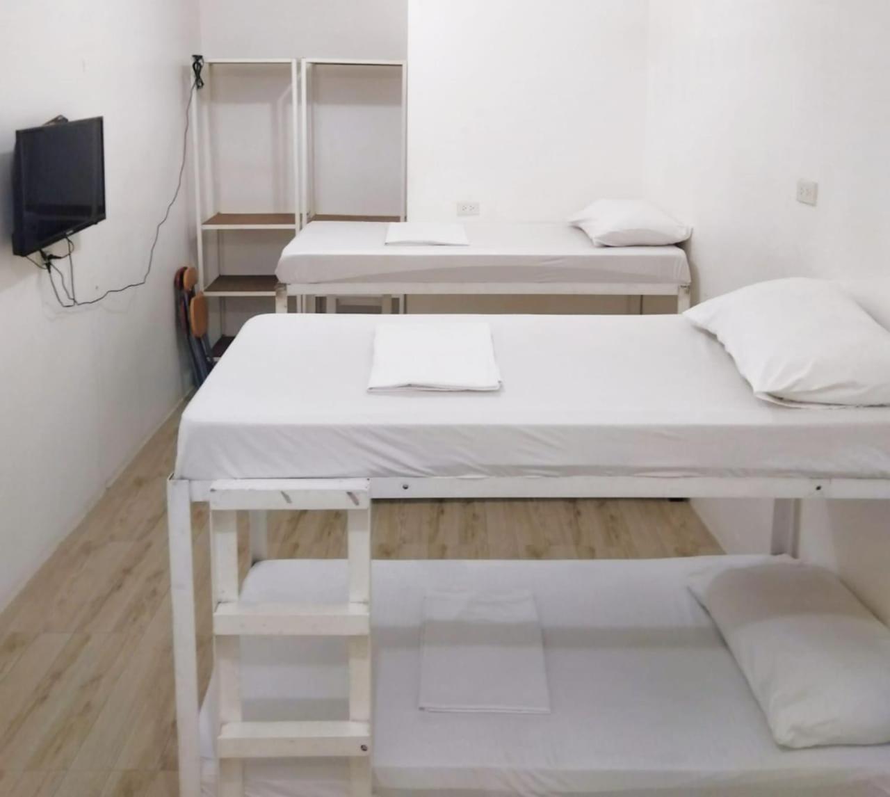 Pasay Centrale Hotel Екстер'єр фото