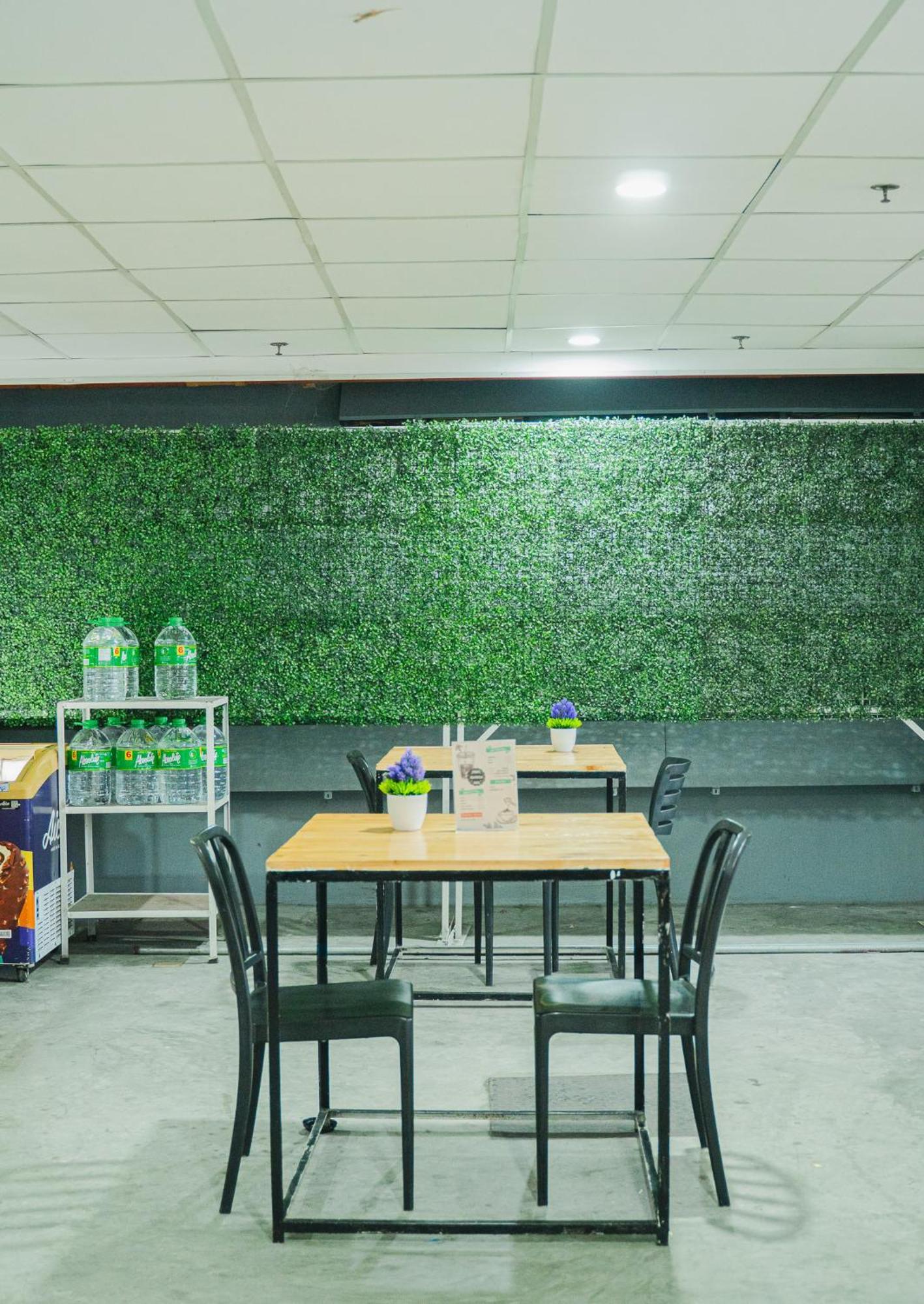 Pasay Centrale Hotel Екстер'єр фото